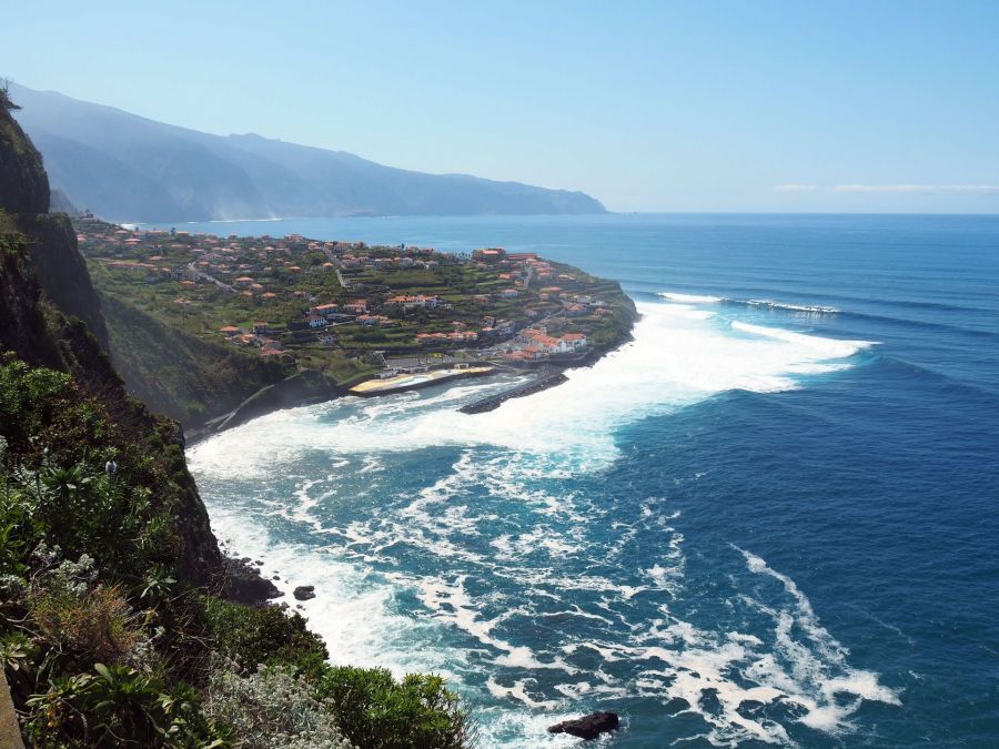 Portugal_Madeira__Nordküste_Aussichtspunkte_zwischen_Sao_Jorge_und_Sao_Vicente_Privatbild_Frey).jpg