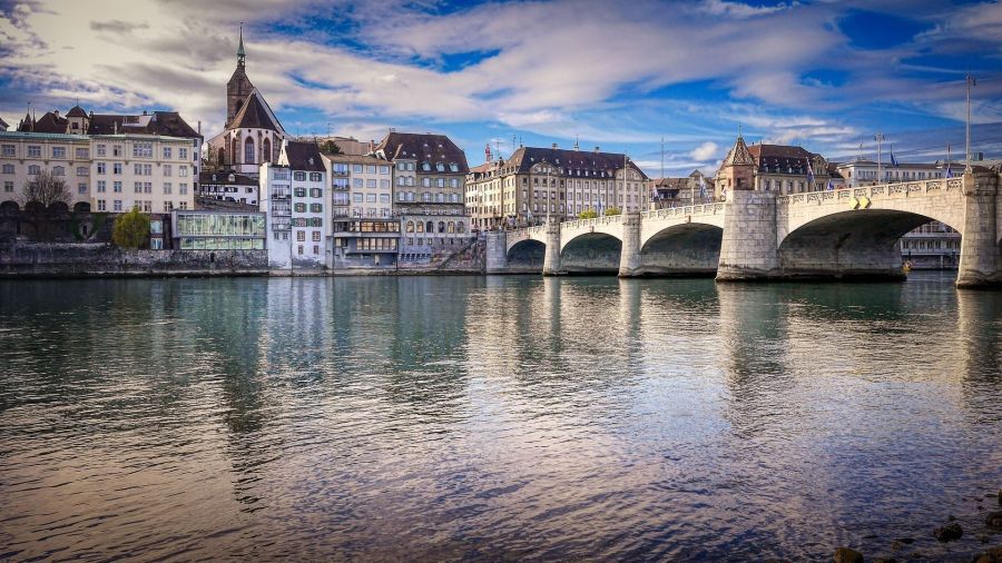 Schweiz_Basel_bridge-g2e9d7b1cd_1920.jpg